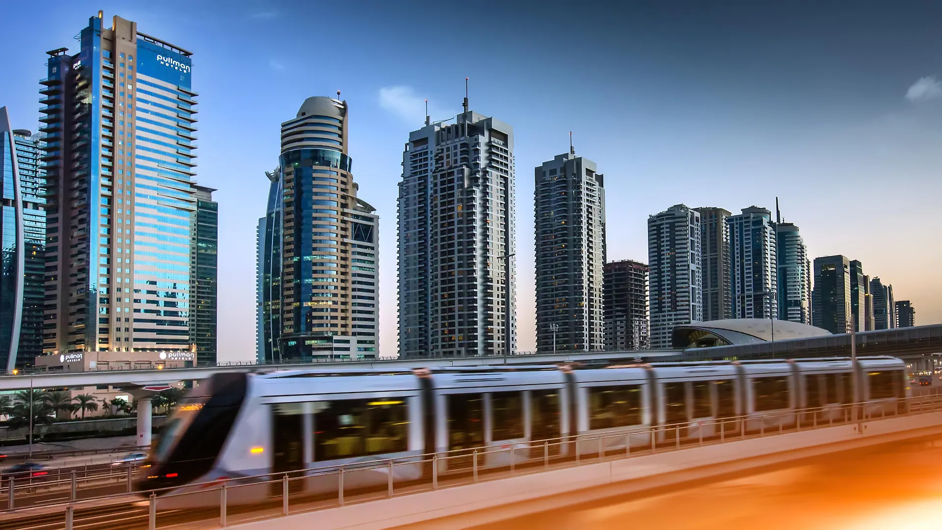 Hotel Pullman Dubai Jumeirah Lakes Towers