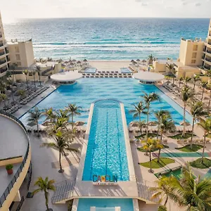 The Royal Sands & Resort Cancún