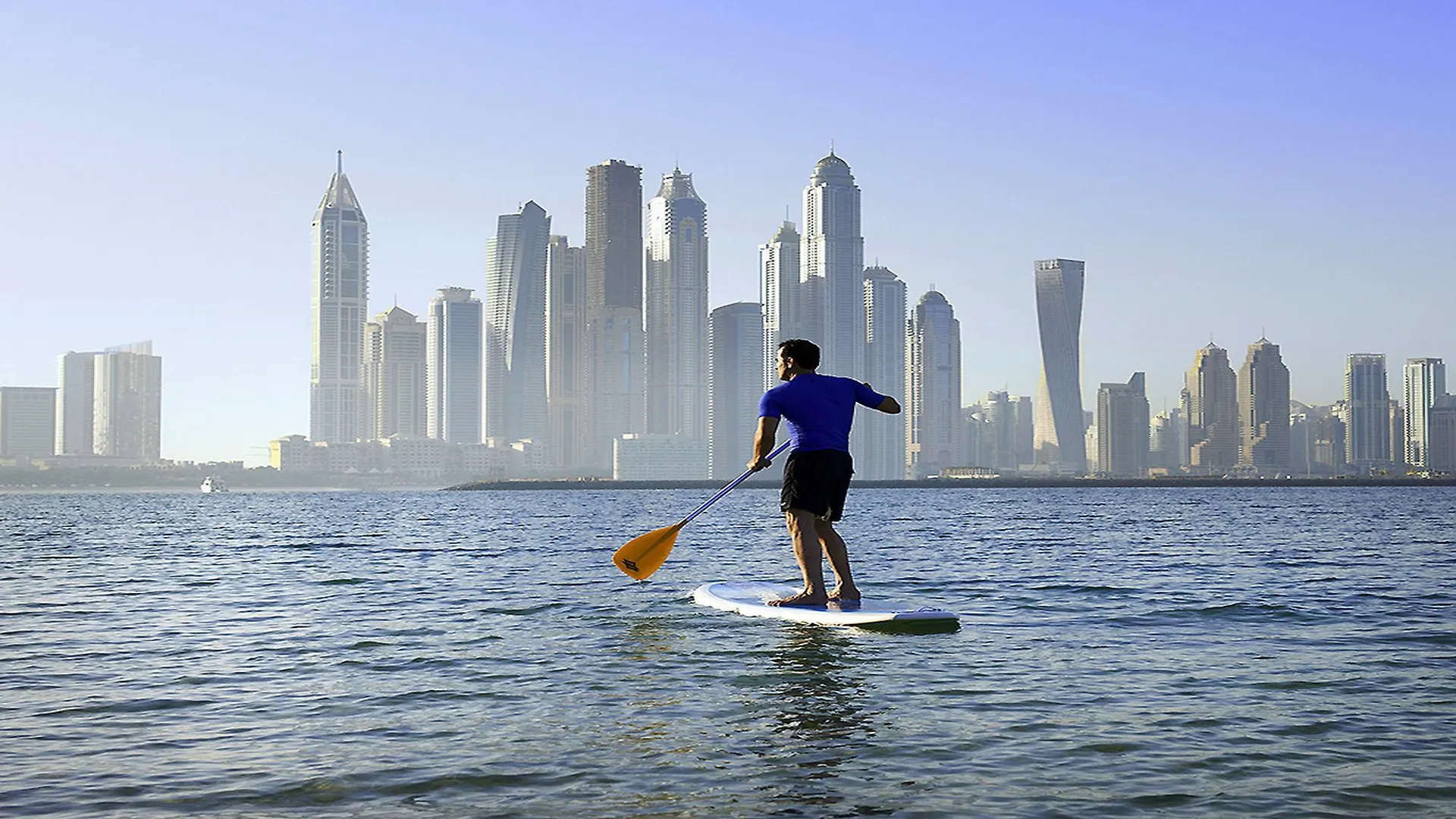 Pullman Jumeirah Lakes Towers Hotel y Residencia Dubái