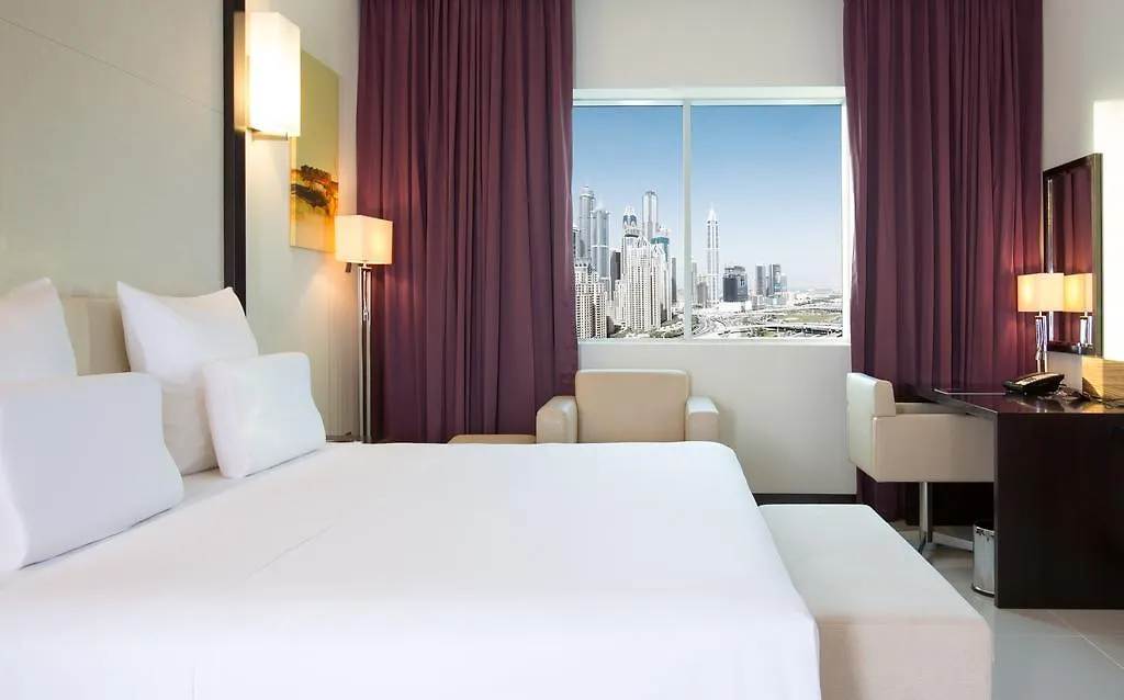 Pullman Jumeirah Lakes Towers Hotel y Residencia Dubái